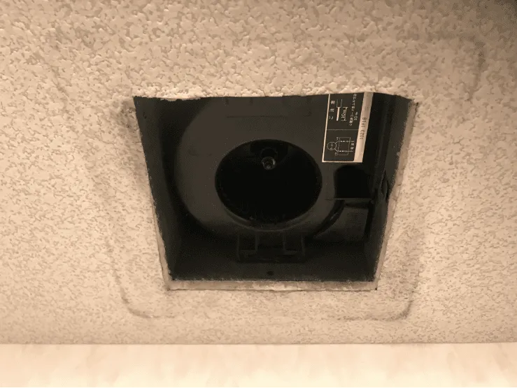 カバーを取った画像