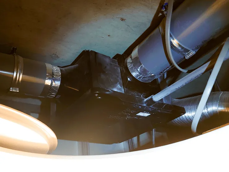 天井内設置状況